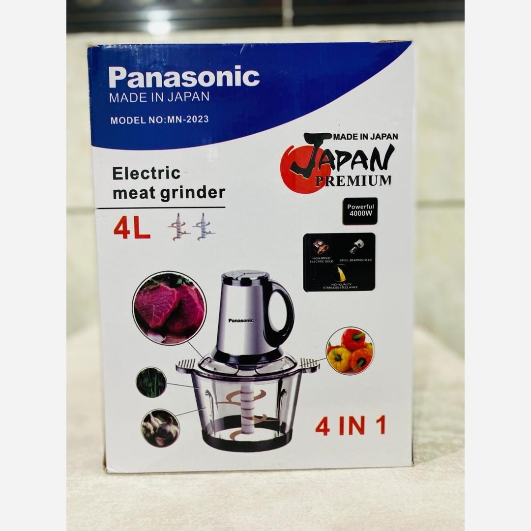 خوردکن 4 لیتری4000وات شیشه ای دارای 6 تیغه طلایی ودارای طیغه اضافه پاناسونیک هک شده