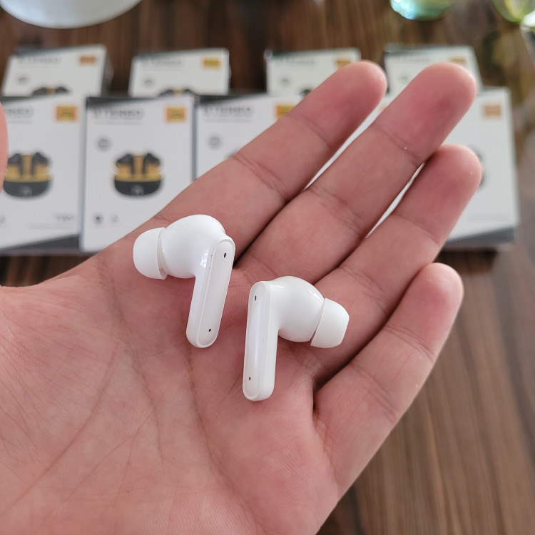 ایرپاد STEREO ضدآب پاوربانک دار کیفیت درجه یک بلوتوث نسخه5 3 صحفه نمایش دار ارسال فوری