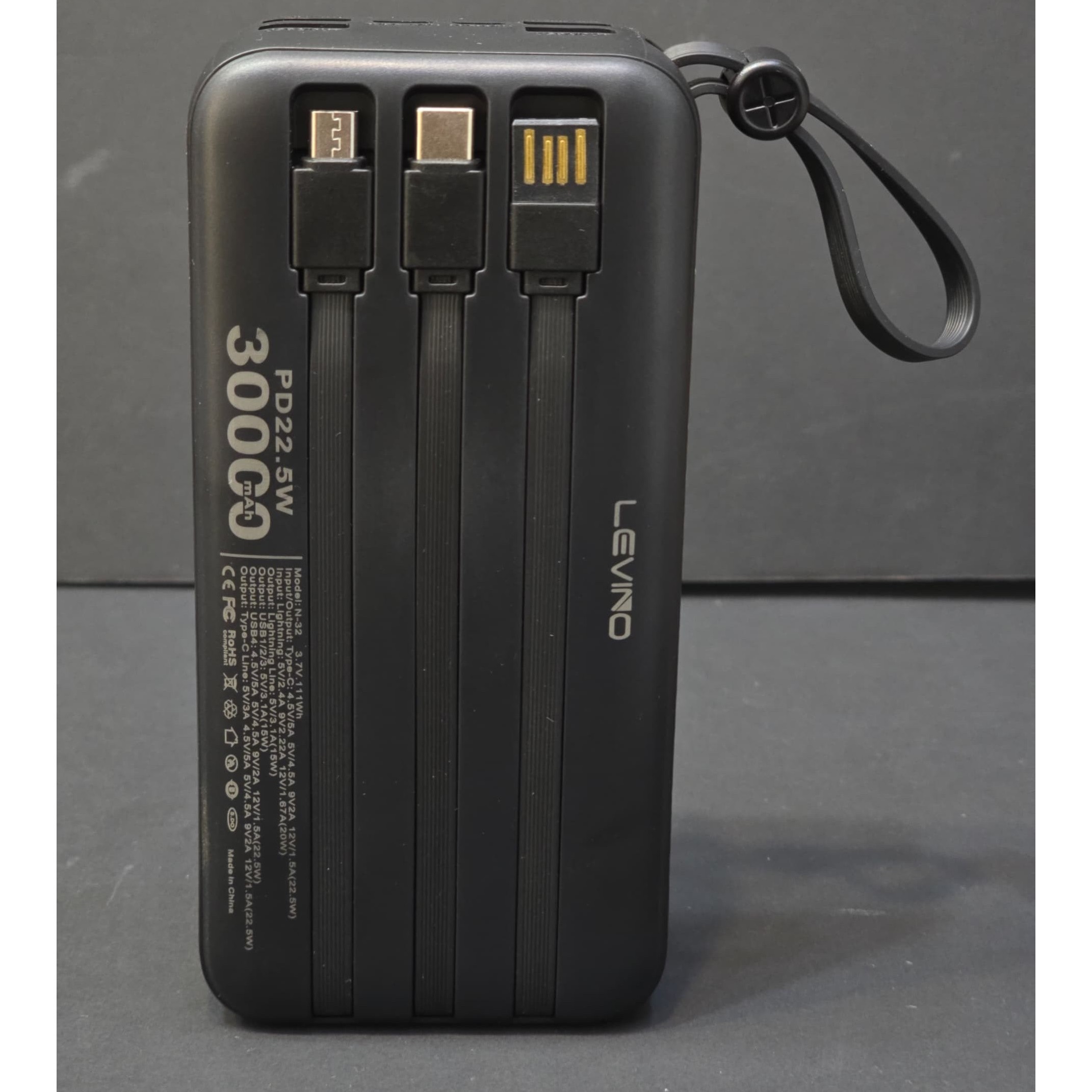 پاوربانک غول LEVINO 30000mAh اصلی 22 5 فست 4 5 آمپر کمپینگ شرگتی 8 خروجی