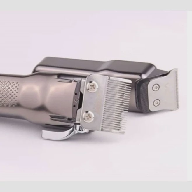 ماشین اصلاح 3 قلو وی جی ار مدل V-675s3