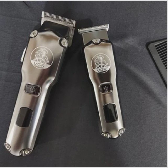 ماشین اصلاح 3 قلو وی جی ار مدل V-675s3