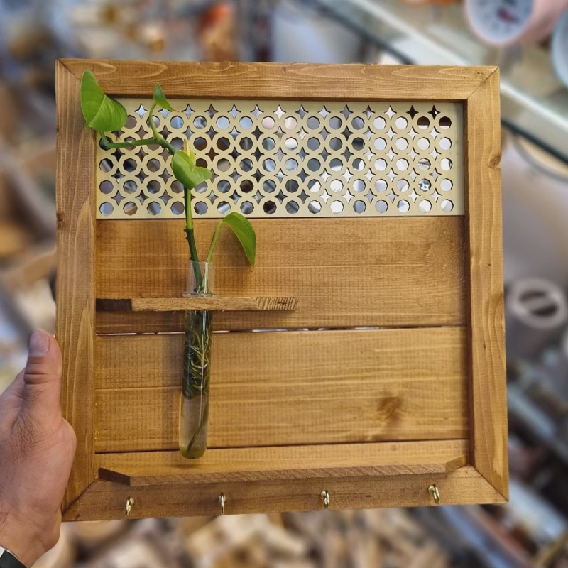 کاور فیوز چوبی نیم حصیر دارای گلدان