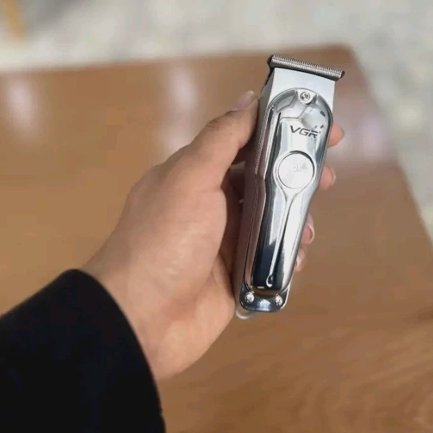 ماشین اصلاح سر و صورت VGR-071 اصلی ریش تراش خط زن و سایه زن وی جی ارvgr071 اصل
